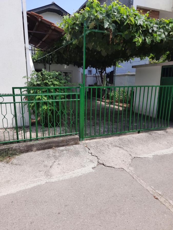Apartmani Pulic Ulcinj Exteriör bild